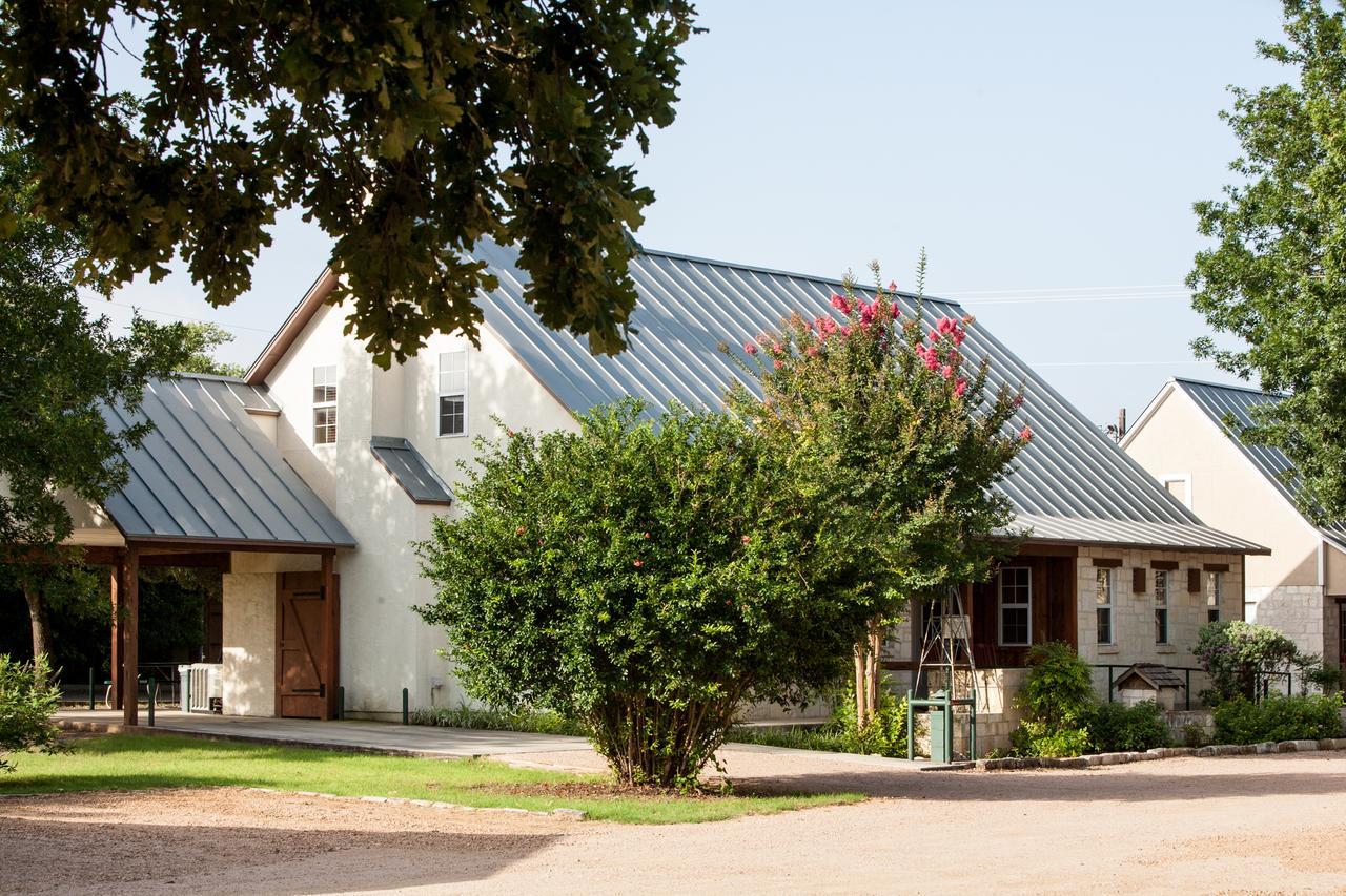 Gruene Cottages นิวบราวน์เฟลส์ ภายนอก รูปภาพ